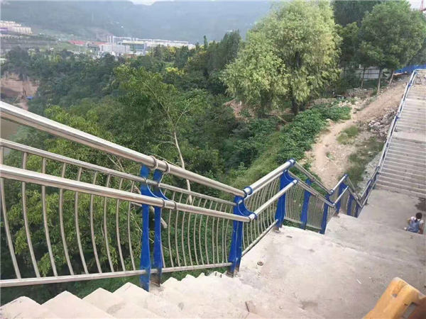 青浦不锈钢桥梁栏杆